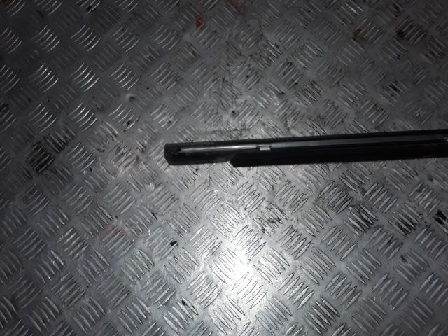 bontott MERCEDES-BENZ S-CLASS Bal hátsó Ablak Díszléc