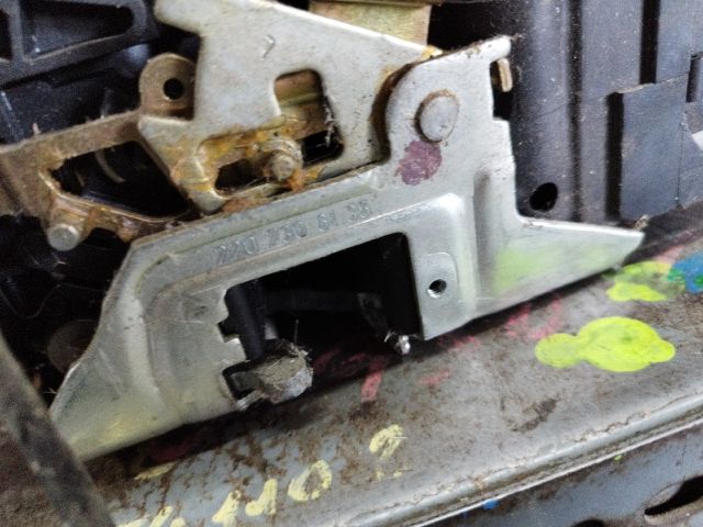 bontott MERCEDES-BENZ S-CLASS Bal hátsó Ajtózár