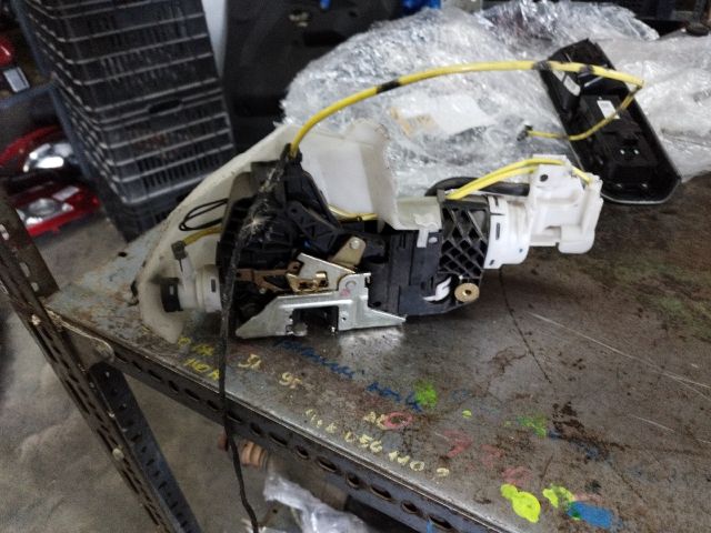 bontott MERCEDES-BENZ S-CLASS Bal hátsó Ajtózár