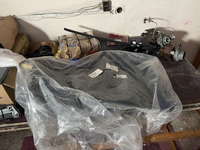 bontott MERCEDES-BENZ S-CLASS Bal hátsó Csomagtér Burkolat (Műanyag)