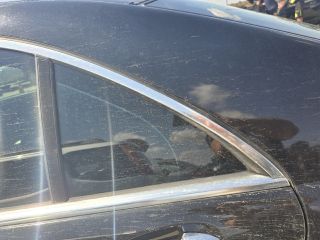 bontott MERCEDES-BENZ S-CLASS Bal hátsó Fixüveg (Ajtóban)