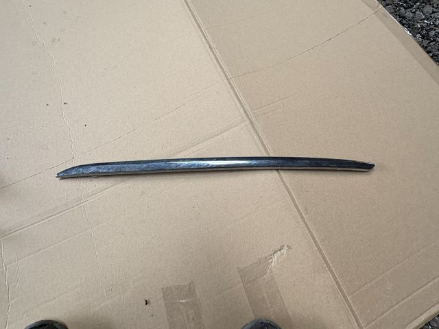 bontott MERCEDES-BENZ S-CLASS Bal hátsó Lökhárító Díszléc