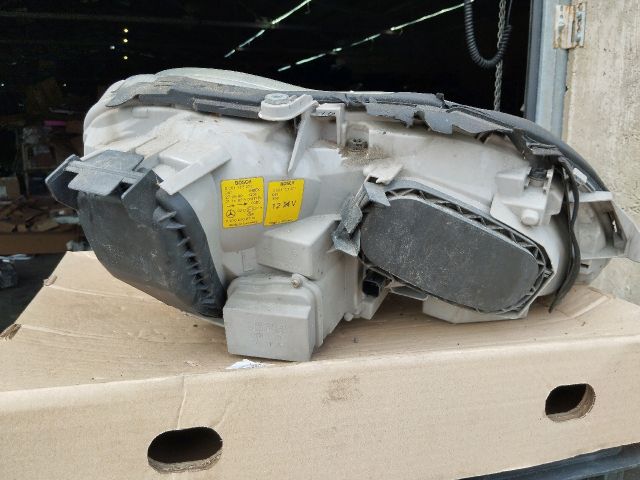bontott MERCEDES-BENZ S-CLASS Bal Xenon Fényszóró