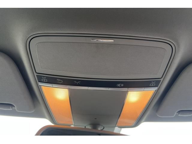 bontott MERCEDES-BENZ S-CLASS Beltér Világítás Első