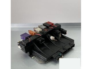 bontott MERCEDES-BENZ S-CLASS Biztosítéktábla Csomagtér