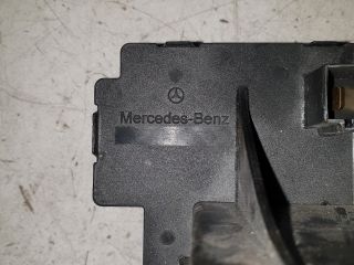 bontott MERCEDES-BENZ S-CLASS Biztosítéktábla Motortér