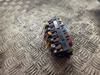 bontott MERCEDES-BENZ S-CLASS Biztosítéktábla Utastér