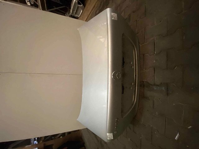 bontott MERCEDES-BENZ S-CLASS Csomagtérajtó (Üres lemez)