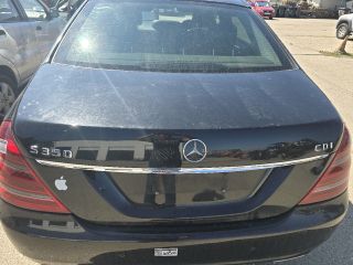 bontott MERCEDES-BENZ S-CLASS Csomagtérajtó (Üres lemez)