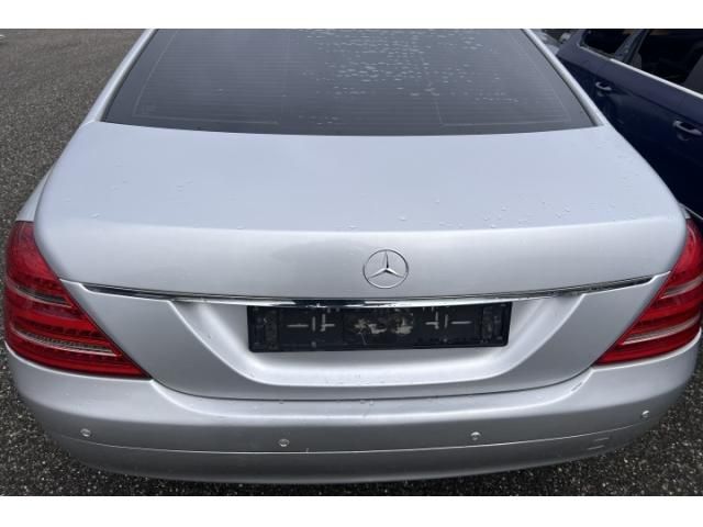 bontott MERCEDES-BENZ S-CLASS Csomagtérajtó (Üres lemez)