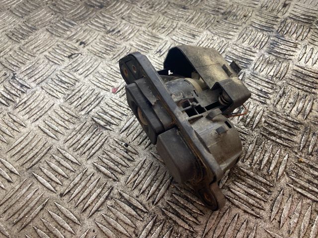 bontott MERCEDES-BENZ S-CLASS Csomagtérajtó Zárszerkezet