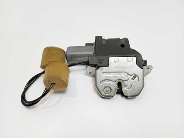 bontott MERCEDES-BENZ S-CLASS Csomagtérajtó Zárszerkezet