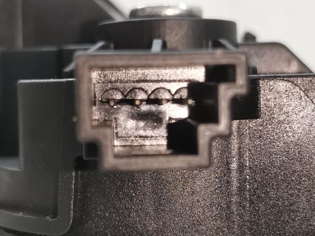 bontott MERCEDES-BENZ S-CLASS Csomagtérajtó Zárszerkezet