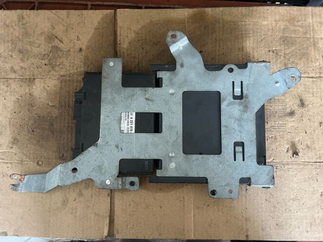 bontott MERCEDES-BENZ S-CLASS Elektronika (Magában)