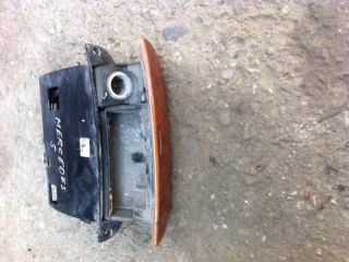 bontott MERCEDES-BENZ S-CLASS Első Hamutartó