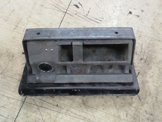 bontott MERCEDES-BENZ S-CLASS Első Hamutartó