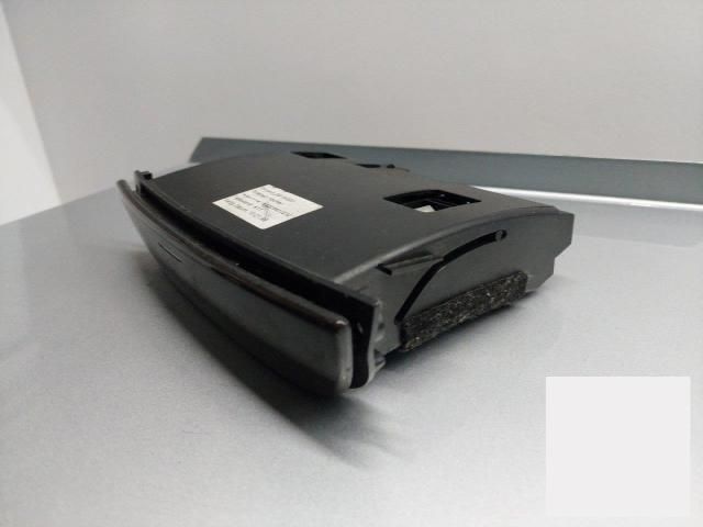 bontott MERCEDES-BENZ S-CLASS Első Hamutartó