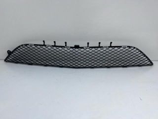 bontott MERCEDES-BENZ S-CLASS Első Lökhárító Alsó Középső Díszrács