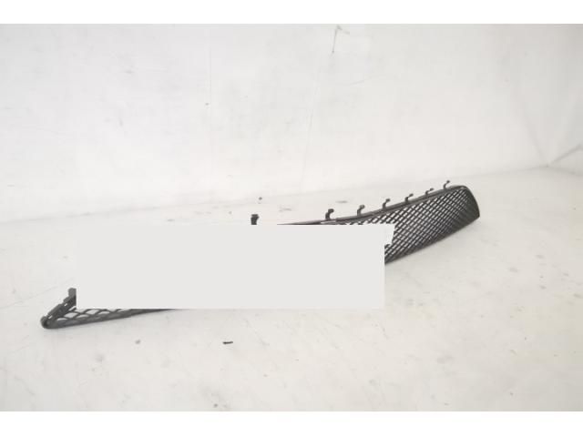 bontott MERCEDES-BENZ S-CLASS Első Lökhárító Alsó Középső Díszrács