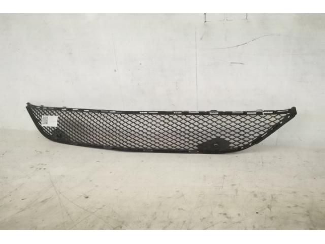 bontott MERCEDES-BENZ S-CLASS Első Lökhárító Alsó Középső Díszrács