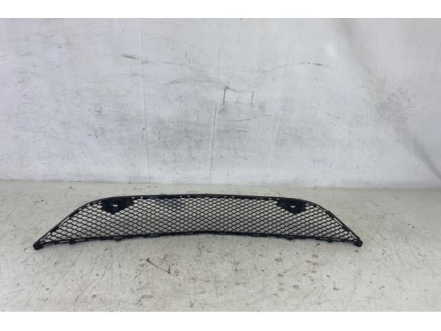 bontott MERCEDES-BENZ S-CLASS Első Lökhárító Alsó Középső Díszrács