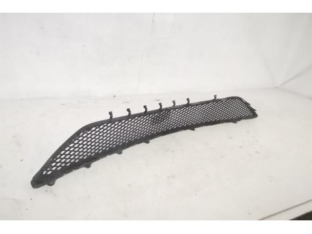 bontott MERCEDES-BENZ S-CLASS Első Lökhárító Alsó Középső Díszrács