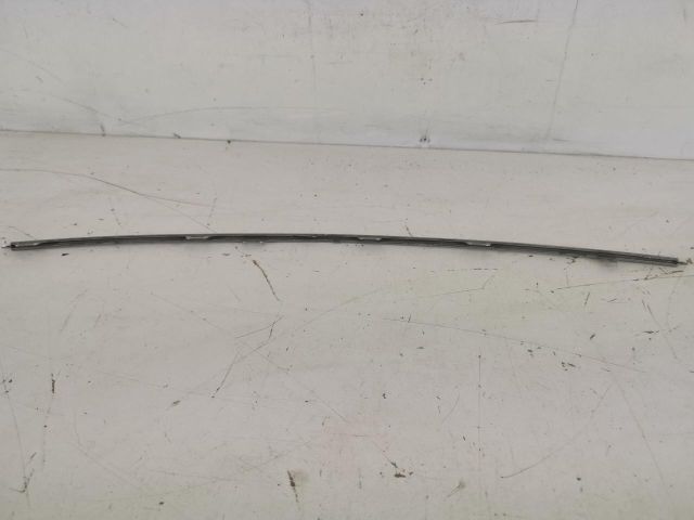 bontott MERCEDES-BENZ S-CLASS Első Lökhárító Díszléc