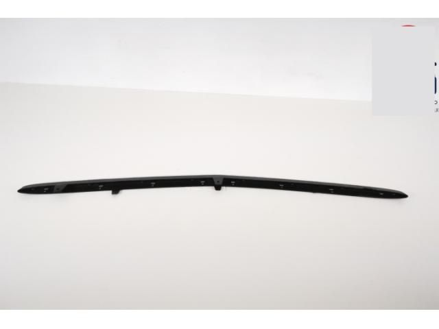 bontott MERCEDES-BENZ S-CLASS Első Lökhárító Díszléc