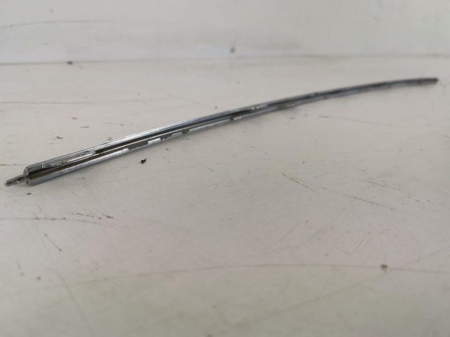 bontott MERCEDES-BENZ S-CLASS Első Lökhárító Díszléc