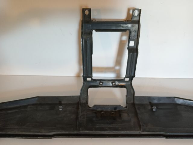 bontott MERCEDES-BENZ S-CLASS Első Lökhárító Merevítő (Fém)