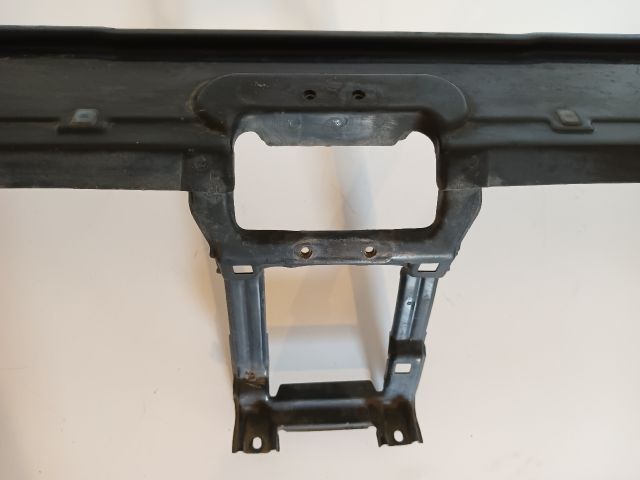 bontott MERCEDES-BENZ S-CLASS Első Lökhárító Merevítő (Fém)