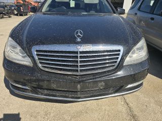 bontott MERCEDES-BENZ S-CLASS Első Lökhárító (Részeivel)