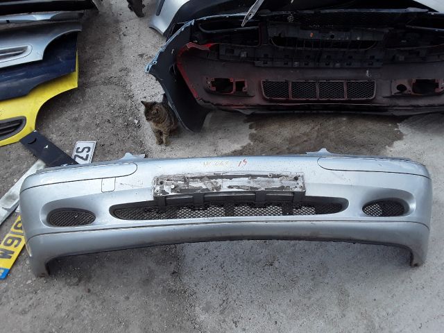 bontott MERCEDES-BENZ S-CLASS Első Lökhárító (Részeivel)