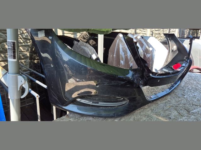 bontott MERCEDES-BENZ S-CLASS Első Lökhárító (Üresen)