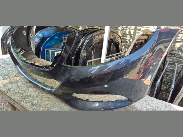 bontott MERCEDES-BENZ S-CLASS Első Lökhárító (Üresen)