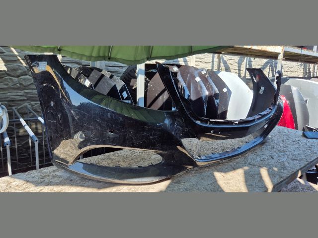 bontott MERCEDES-BENZ S-CLASS Első Lökhárító (Üresen)