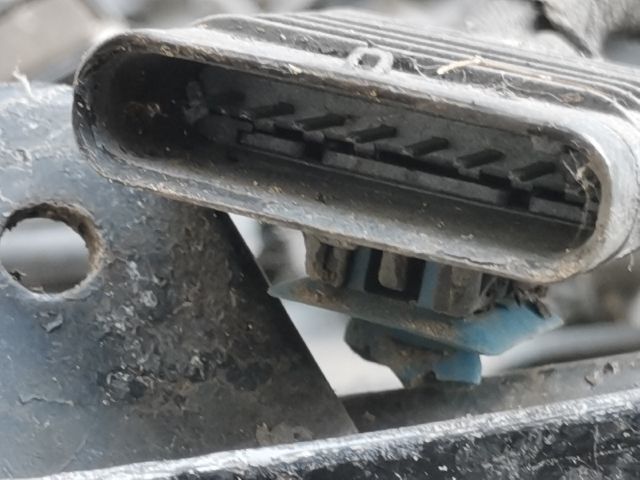 bontott MERCEDES-BENZ S-CLASS Első Lökhárító (Üresen)