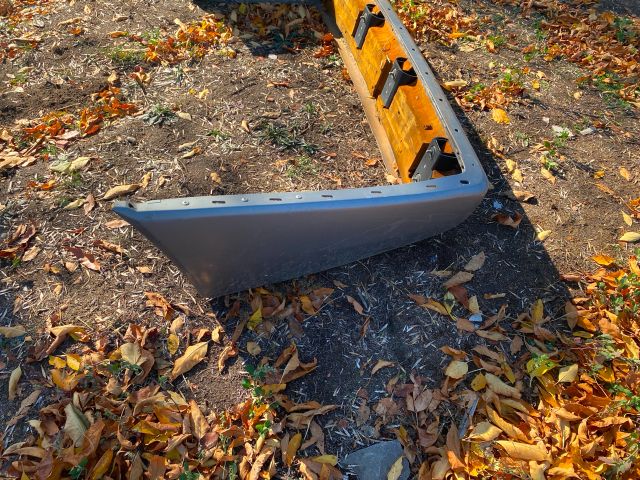 bontott MERCEDES-BENZ S-CLASS Első Lökhárító (Üresen)