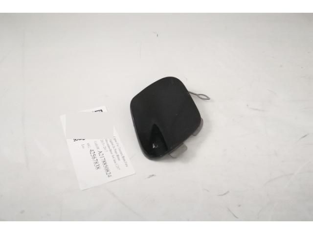 bontott MERCEDES-BENZ S-CLASS Első Vonószem Burkolat