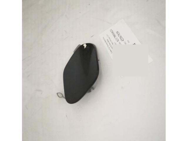 bontott MERCEDES-BENZ S-CLASS Első Vonószem Burkolat