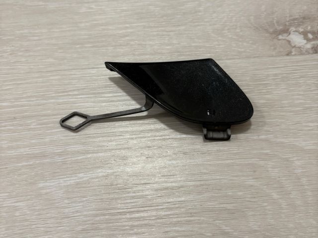 bontott MERCEDES-BENZ S-CLASS Első Vonószem Burkolat