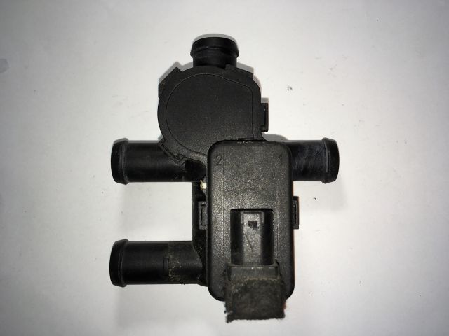 bontott MERCEDES-BENZ S-CLASS Fűtéscsap