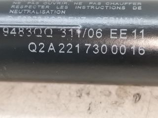 bontott MERCEDES-BENZ S-CLASS Gázrugós Kitámasztó Teleszkóp Csomagtérajtó Jobb