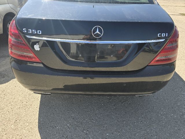 bontott MERCEDES-BENZ S-CLASS Hátsó Lökhárító (Részeivel)