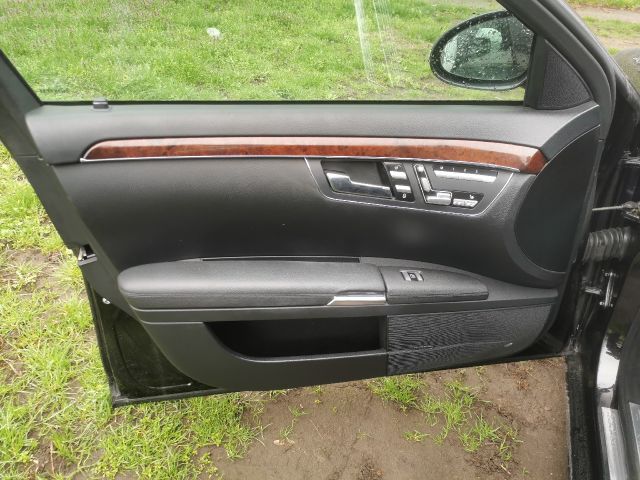 bontott MERCEDES-BENZ S-CLASS Hátsó Szélvédő