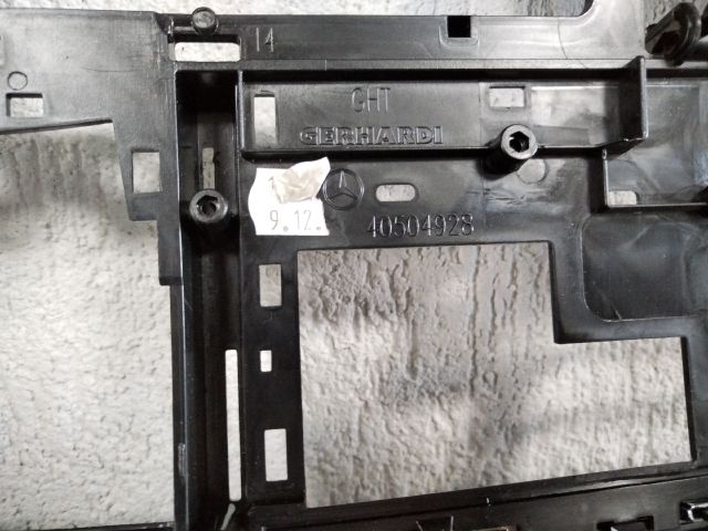 bontott MERCEDES-BENZ S-CLASS Hűtőrács