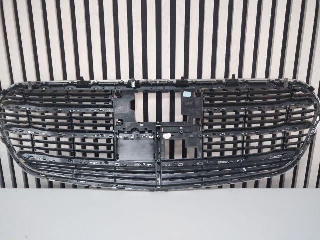 bontott MERCEDES-BENZ S-CLASS Hűtőrács