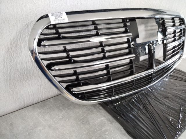 bontott MERCEDES-BENZ S-CLASS Hűtőrács