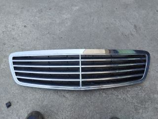 bontott MERCEDES-BENZ S-CLASS Hűtőrács