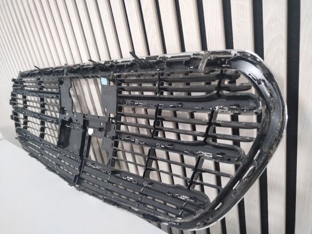 bontott MERCEDES-BENZ S-CLASS Hűtőrács